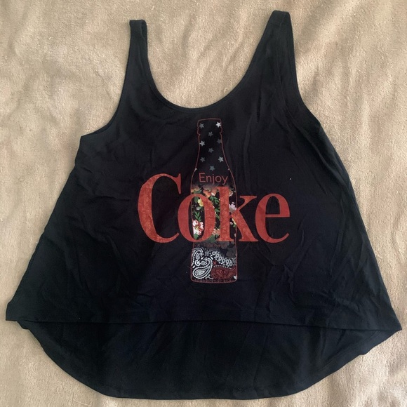 Black tee - Picture 1 of 1